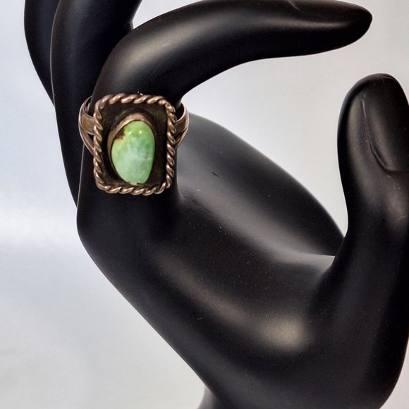 Size 6.5 Sterling Silver Manassa Turquoise Ring, Vintage Navajo Antique Jewelry - Picture 9 of 12